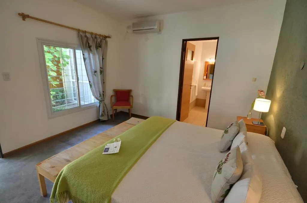 Casa Lila Bed & Breakfast Mendoza 3*,